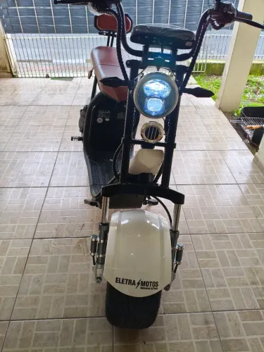 Vendo moto elétrica x11