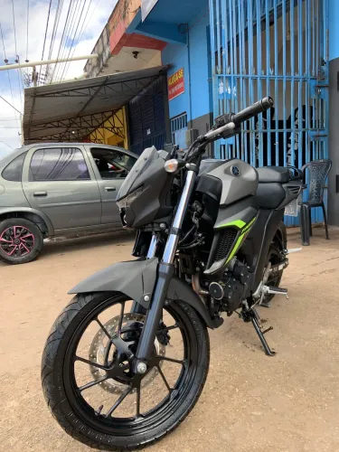 Vendo Fazer FZ25