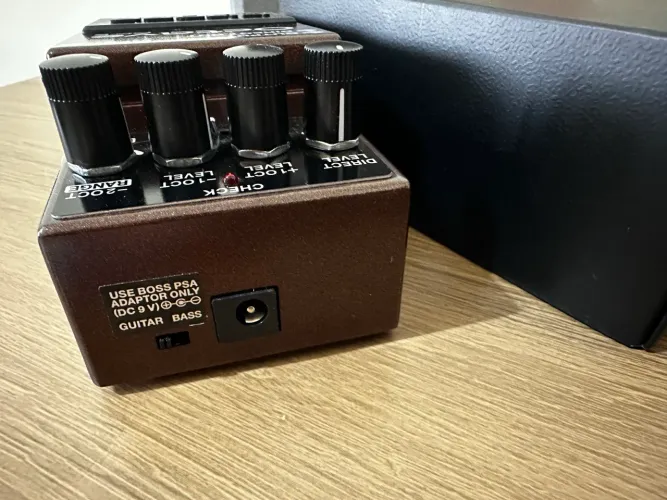 Boss octave oc5