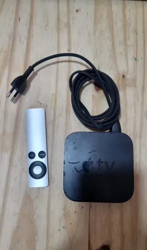 Apple TV 3ª ger. + controle alumínio + cabo