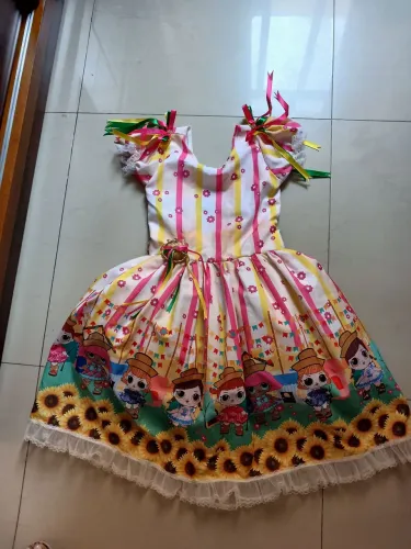 Vestido de caipira veste de 6 a 8 anos