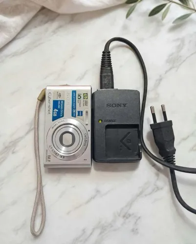Sony cybershot 
