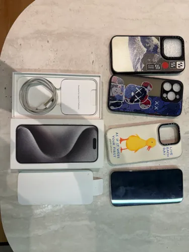 Iphone 15 Pro - 256GB