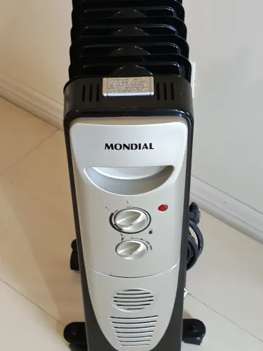 Aquecedor Mondial a óleo - 1500W- 127V Ótimo