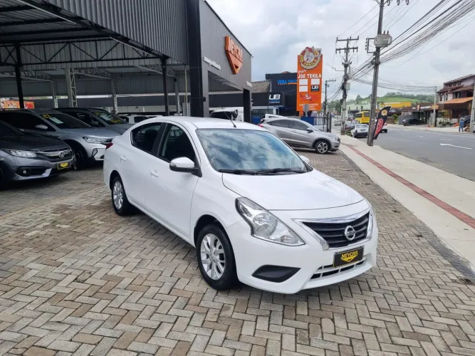 Nissan Versa SV 1.6 16V Flexstart 4P Aut. 2020