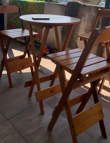 Conjunto de mesa e cadeira para varanda