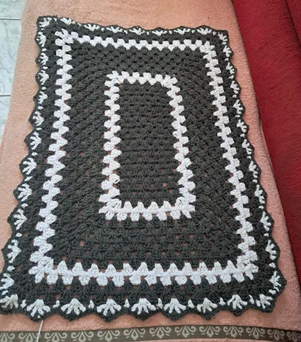 Tapete de croche e barbante 