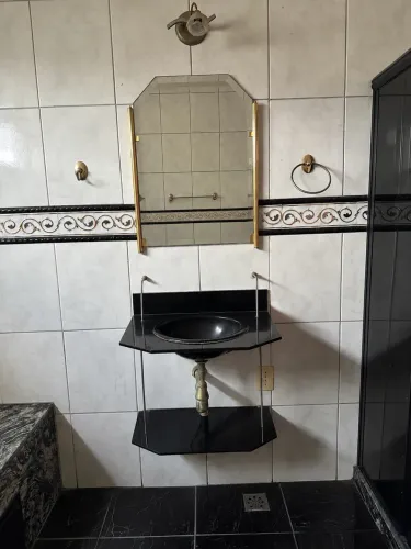 móvel de banheiro