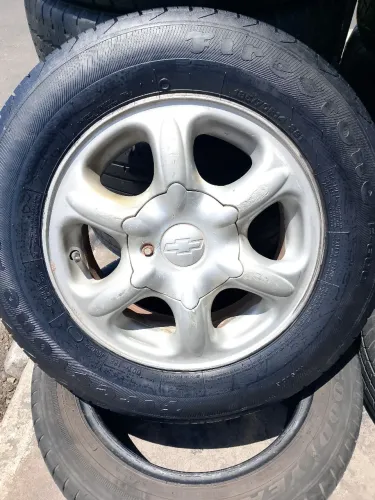 RODAS COM PNEUS 14 4x100