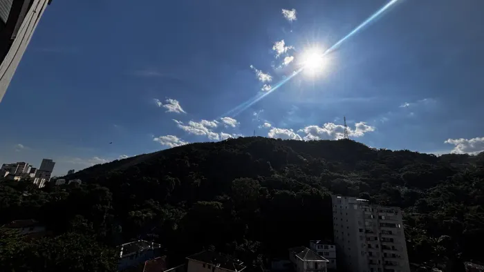 Venda Apartamento Divisa Santos SP x São Vicente SP - Apartamento baixo preço perto da pra