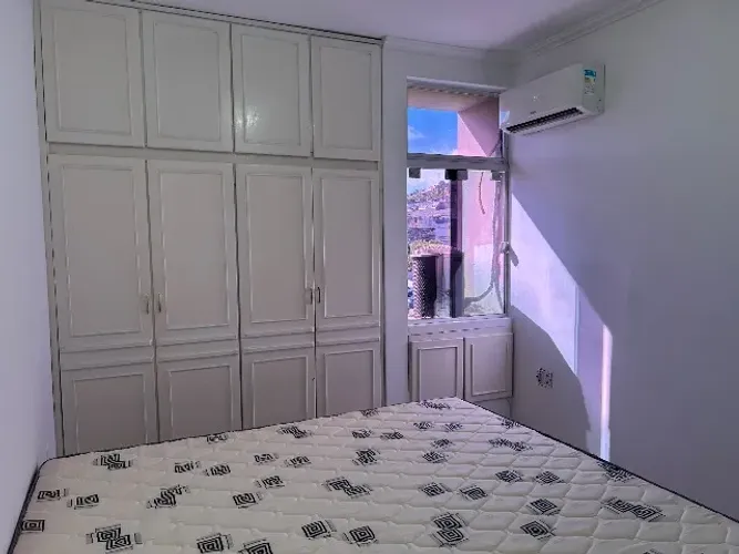 EXCELENTE!! MOBILIADO!! EDIFÍCIO ENSEADA NA JOÃO DAVINO 2.550,00