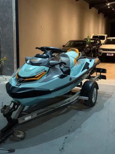 JETSKI WAKE PRO 230