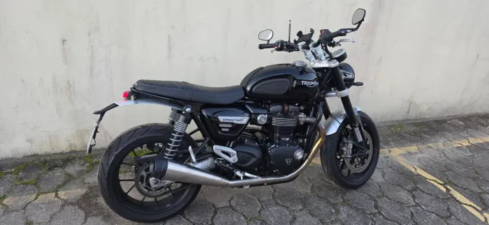 Triumph Speed Twin 1200 Preta 2023