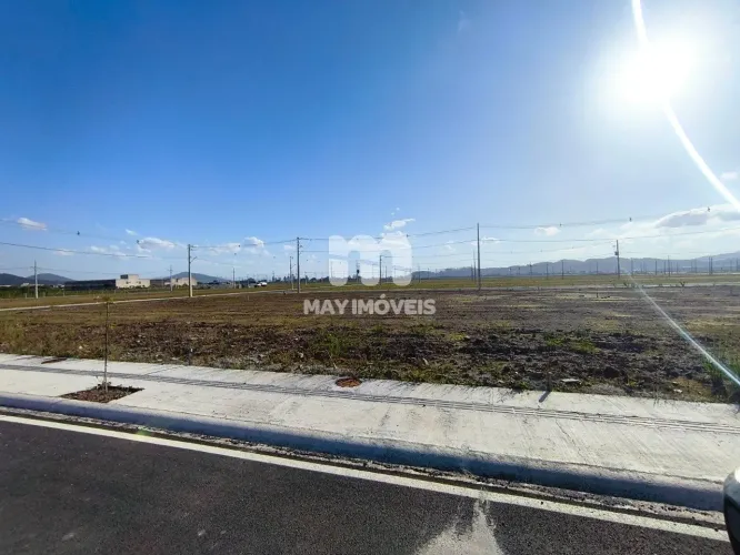 Terreno no loteamento Santa Regina 3 - Entrada de R$ 54.000,00 + parcelamento direto