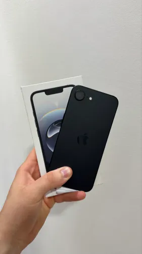 iPhone 16e 128gb