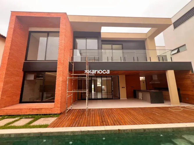 Casa de Luxo com 5 Suítes no Condomínio Barra de Itaúna