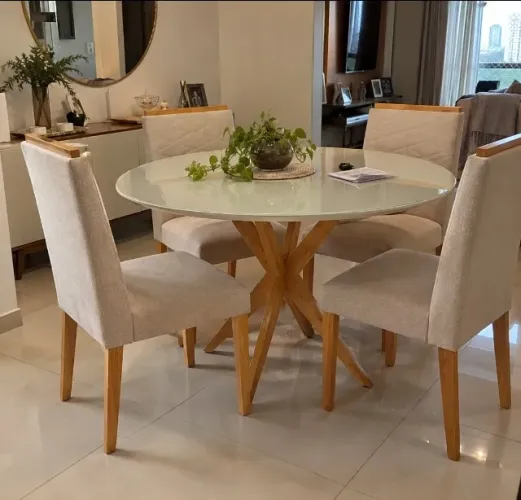 Mesa de Jantar Com 4 Cadeiras (Entrega Imediata Produto Novo)