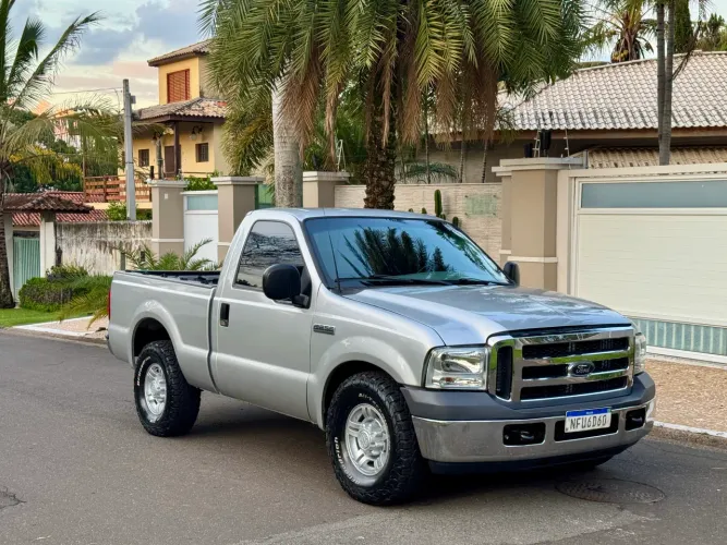 Ford F-250 XLT 3.9 4X2 Diesel TB 2007