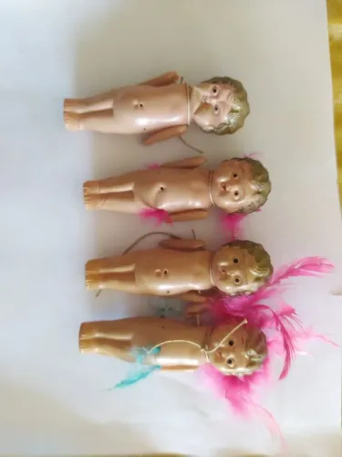 Boneca Kewpie melindrosa em Celuloide (anos 40)