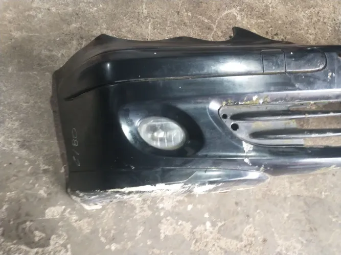 Para-choque dianteiro Mercedes classe C180 2006