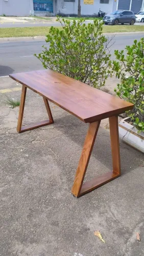 Mesa madeira maciça