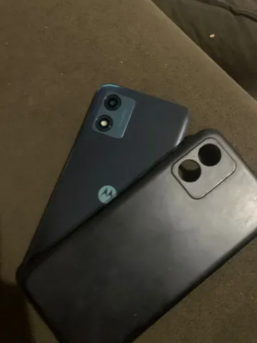 Motorola E13
