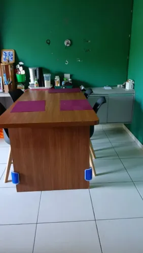 Jogo mesa jantar + 4 cadeiras modulado(fixo)