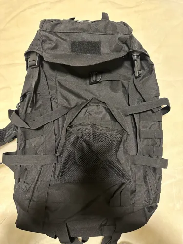 mochila cargueira importada preta- camping, trilha, mochilão e viagem