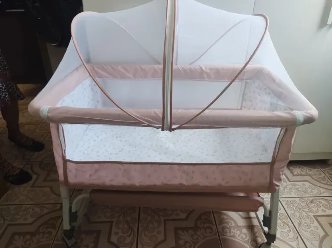 vende-se berço feminino