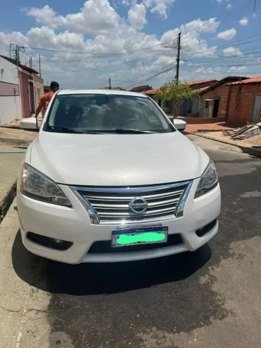Nissan Sentra SL 2.0/ 2.0 Flex Fuel 16V Aut. 2014