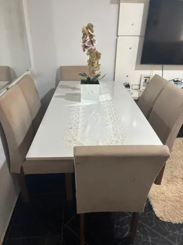 Mesa 6 cadeiras