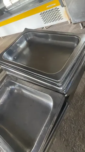 Bandeja/cubas rasa Medidas 35x25 Valor: 25,00 unidade