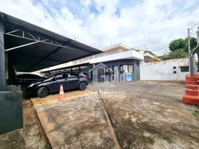 Área/Estacionamento para alugar, 428 m² - Jardim Sumaré - Ribeirão Preto/SP