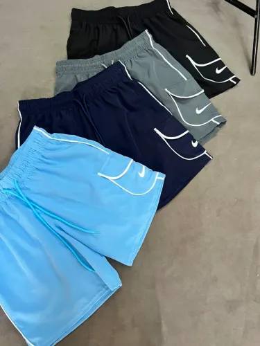 Shorts esportivos material Tactel com elastano da Nike