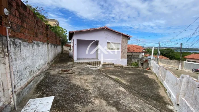 Casa à venda no Bairro Nordeste em Natal
