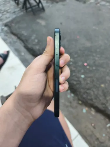 iPhone 13 todo original, nunca aberto! Novinho
