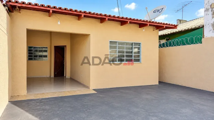 Casa com 3 Quartos e Suíte no Jardim Atlântico Goiânia