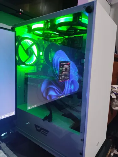 Computador soquet am5 com 16 de memória ddr5 placa de vídeo 3060 12 GB
