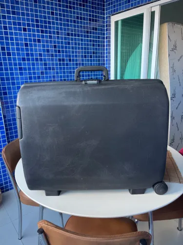 Vendo MALA SAMSONITE GRANDE de POLIPROPILENO