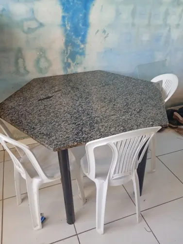 Mesa de mármore