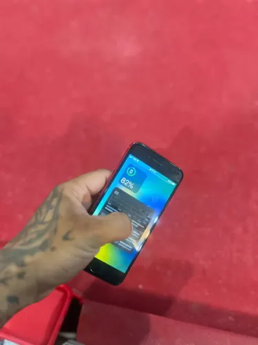 iPhone 8 64GB