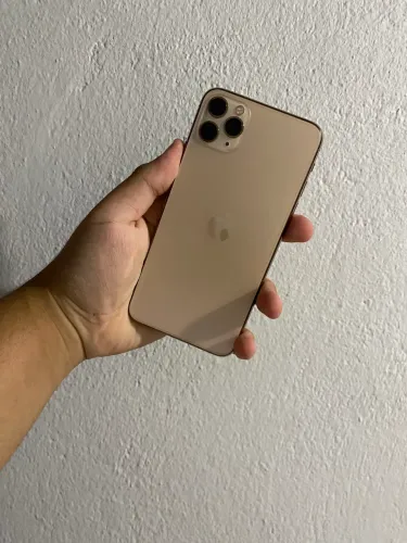 iPhone 11 Pro Max COM GARANTIA 