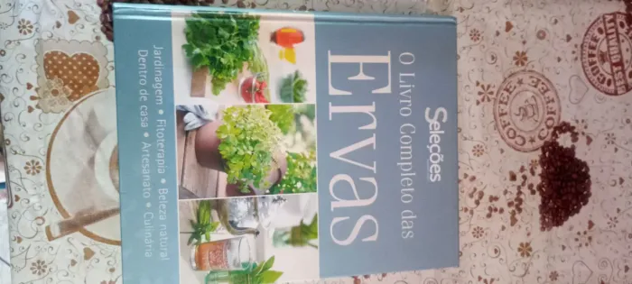 O Livro completo das ervas (seleções)