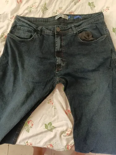 Duas calças Jeans since 1841(reta)