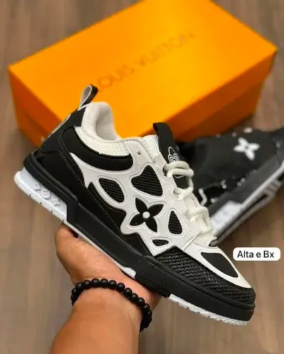 Tenis LV