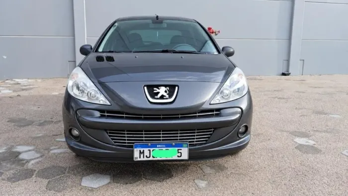 Peugeot 207 XR Sport 1.4 Flex 8V 5P 2013