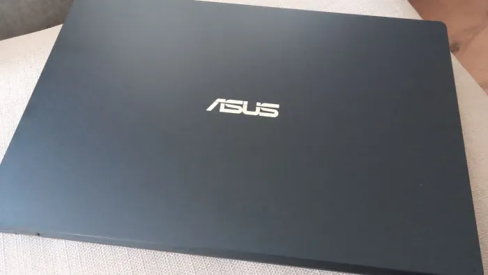 Notebook Asus E510