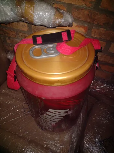 Cooler Brahma 24 latas em bom estado 