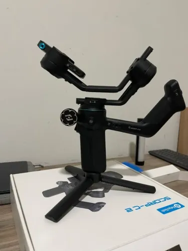 Gimbal feiyutech scorp c2