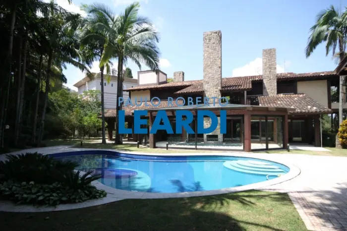 CASA EM CONDOMÍNIO - ALPHAVILLE - SP